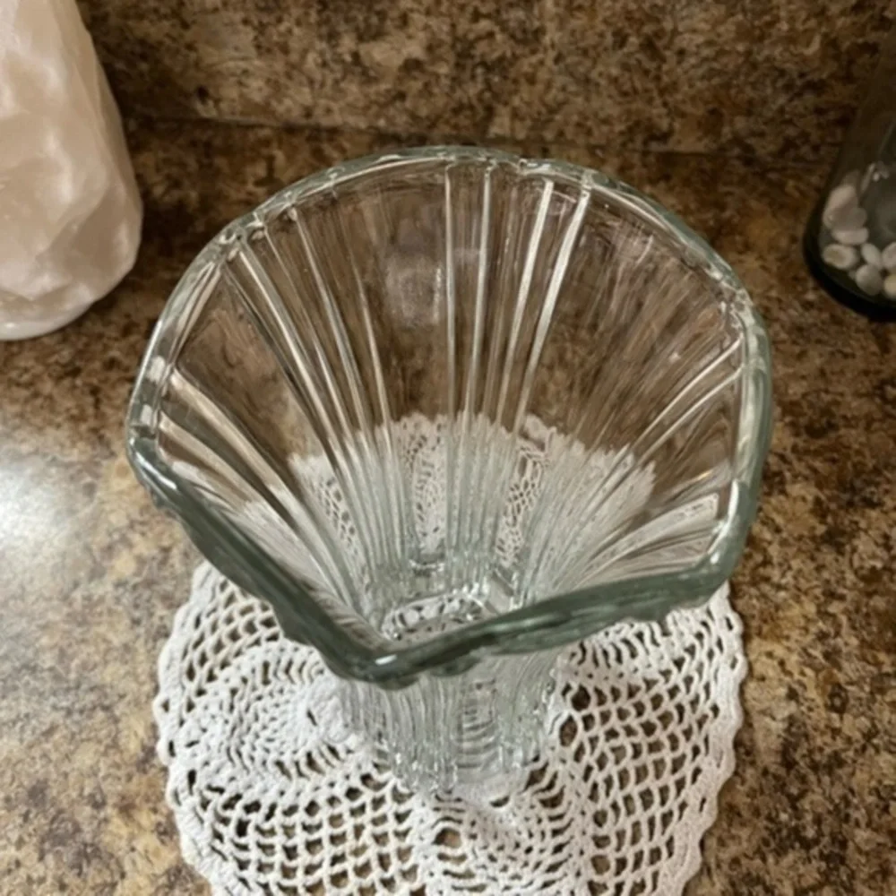 Vintage Anchor Hocking USA Clear Glass Vase Ridged and Scalloped